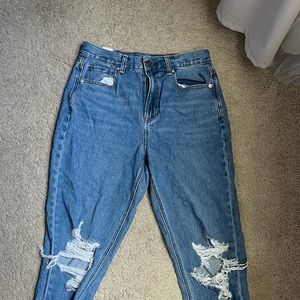 High waisted boyfriend jeans
